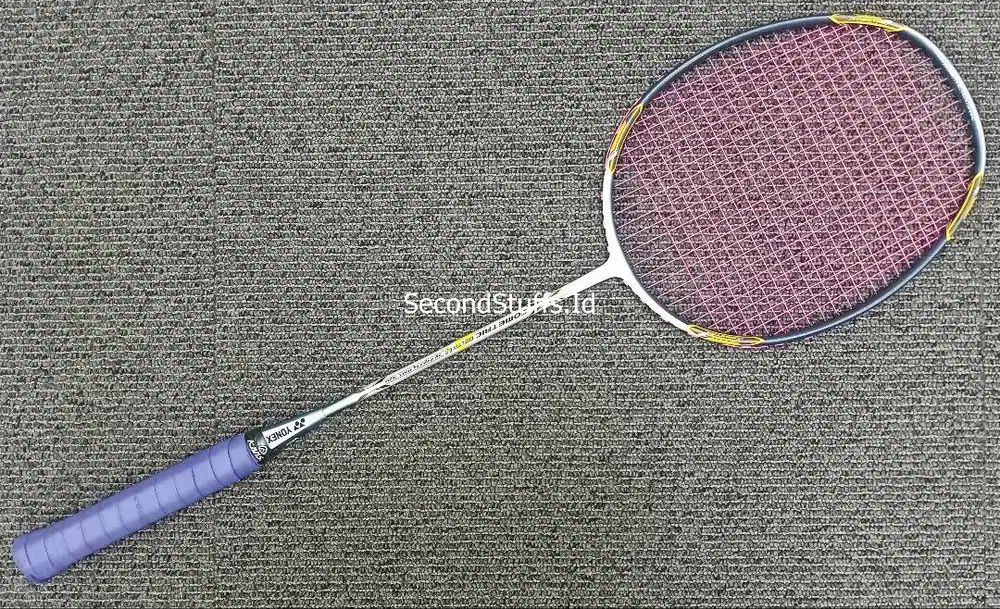 Raket Badminton Yonex Isometric Delta 4 Original