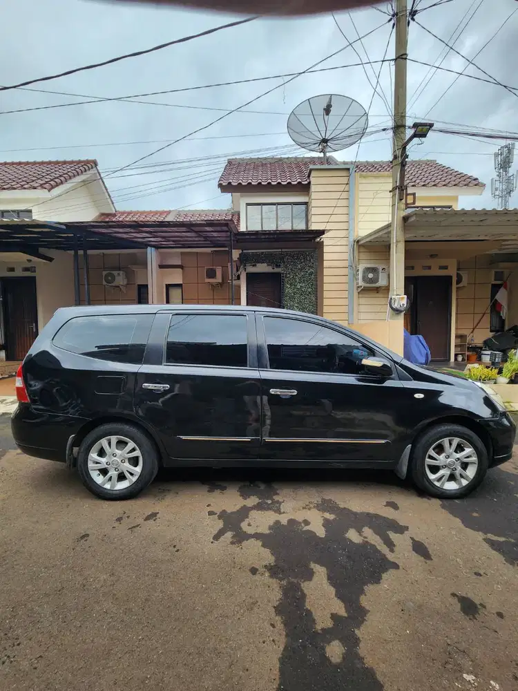 Grand Livina 1.8 Automatic Ultimate (2011) DIJAMIN Tidak Ngelitik