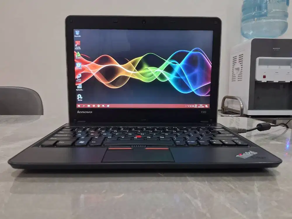 LENOVO ThinkPad Core i3 4GB Batre BARU Edge Series Normal Garansi