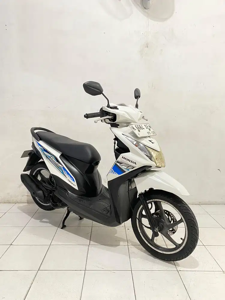 Beat pgm fi 2014 putih