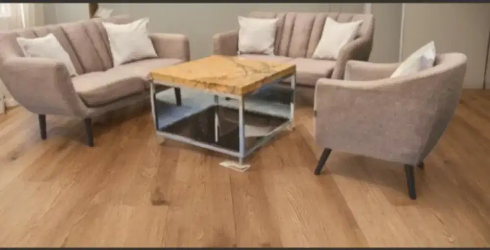 For sale Sofa tamu informa set meja Ashley resin stainless istimewa