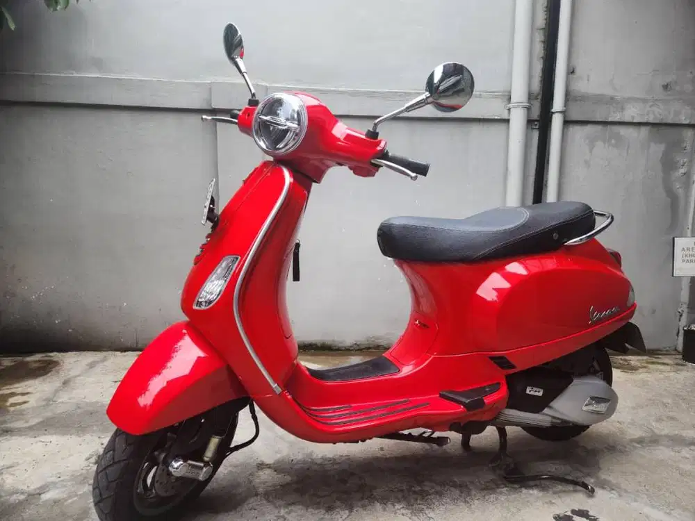 Vespa LX 125 2024 NIK 2023