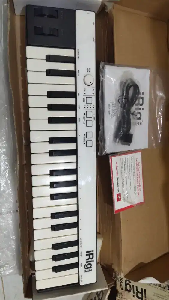 MIDI Controller Keyboard iRig Keys 37-Keys - Mulus Lengkap