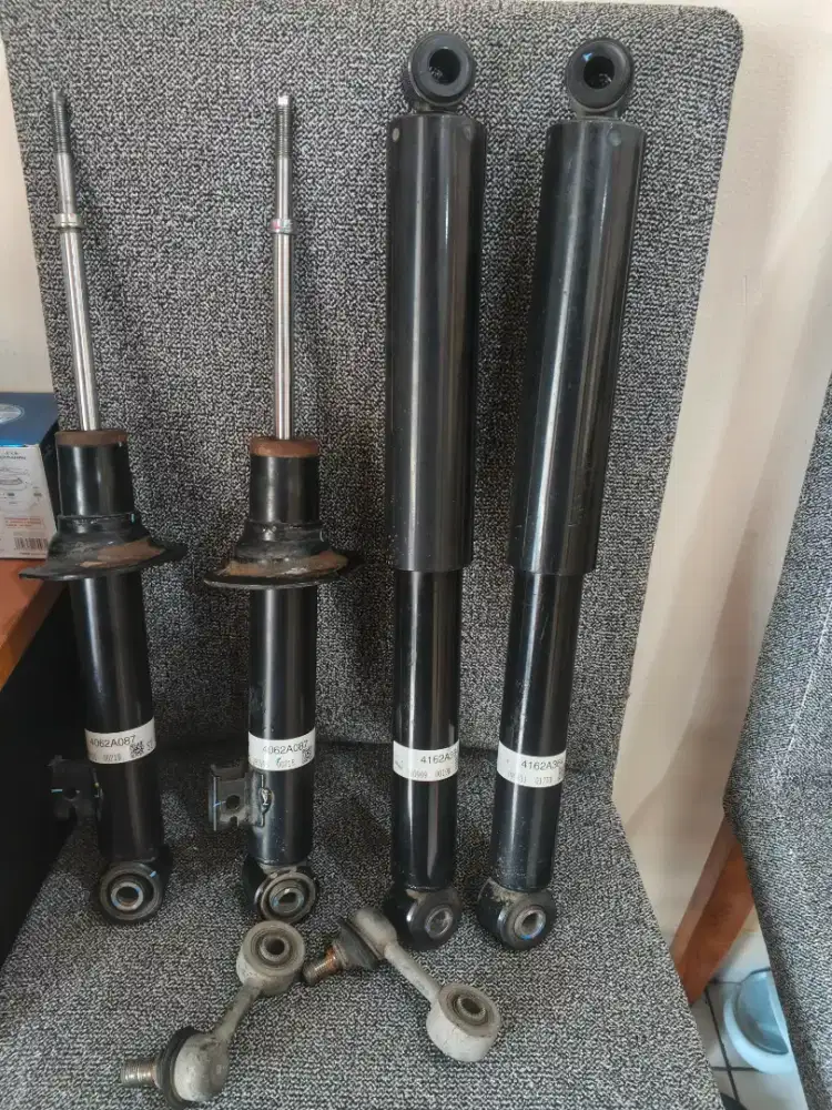 Shockbreaker Pajero 2019