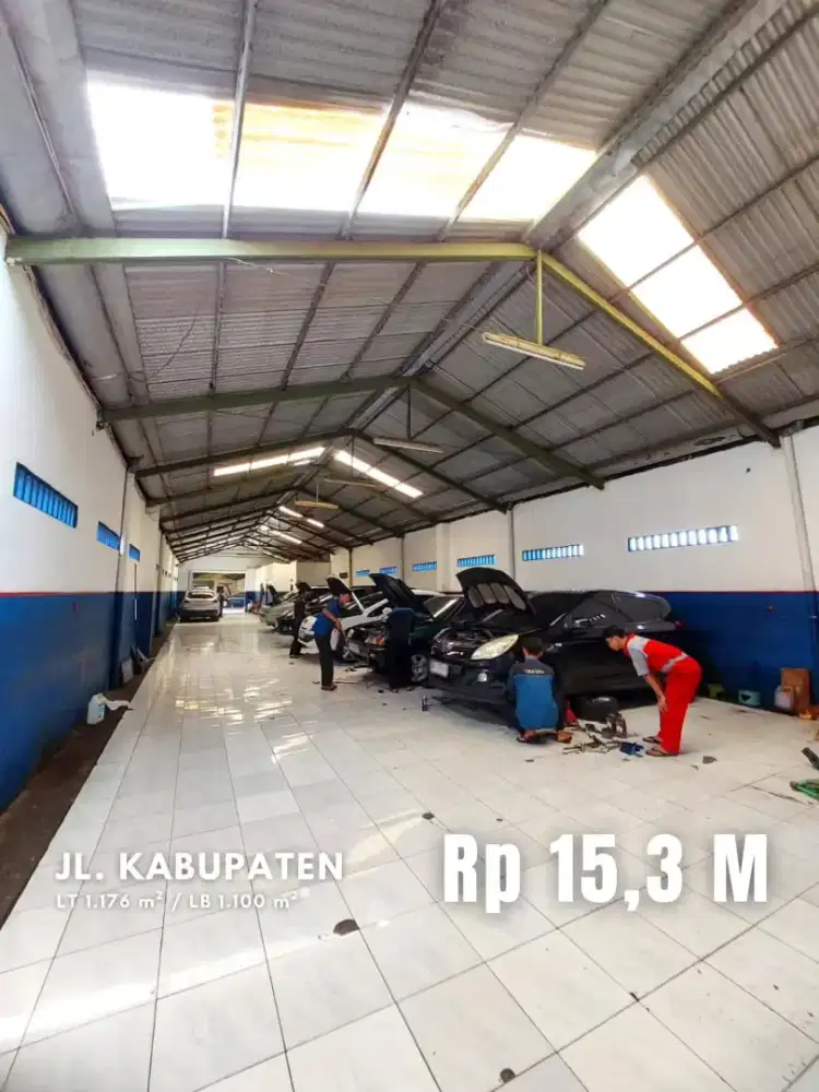 Dijual Bengkel Kantor dan Rumah Strategis di Jalan Kabupaten Trihanggo