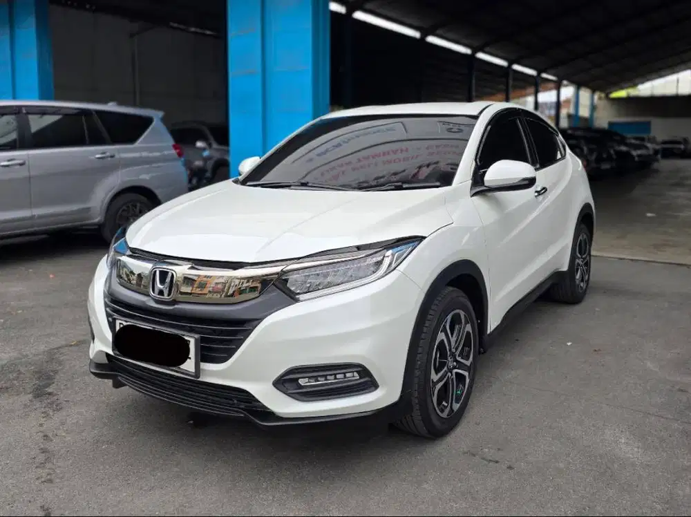 (TDP 32 JUTA) Honda HRV 1.5 SE CVT 2019