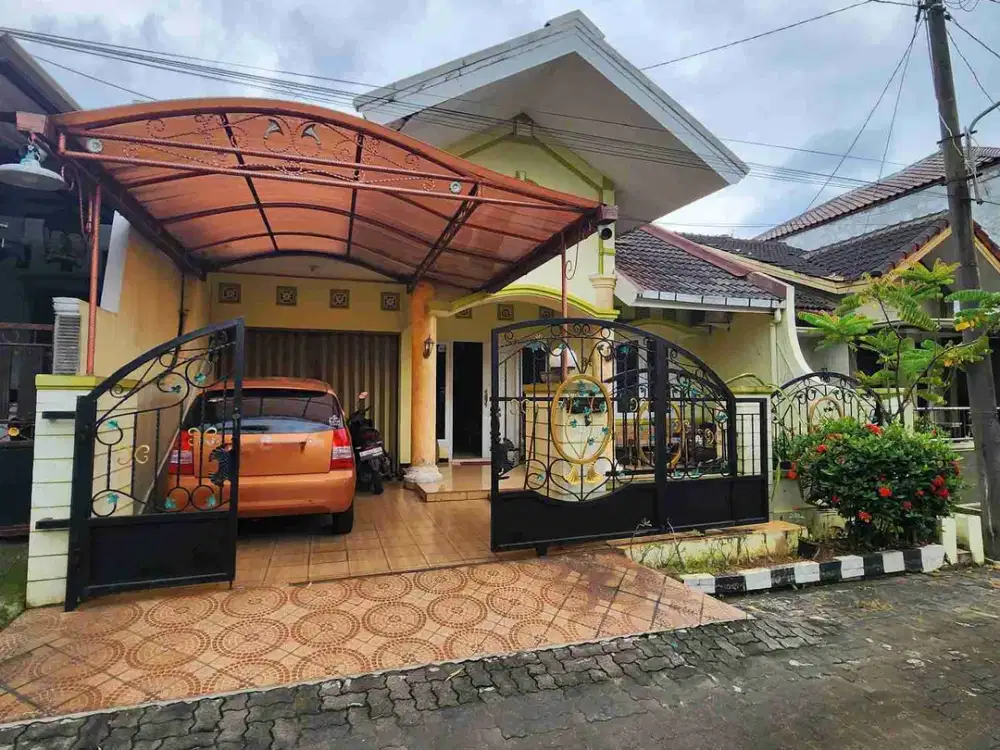 Rumah Bagus Karangrejo Banyumanik Semarang