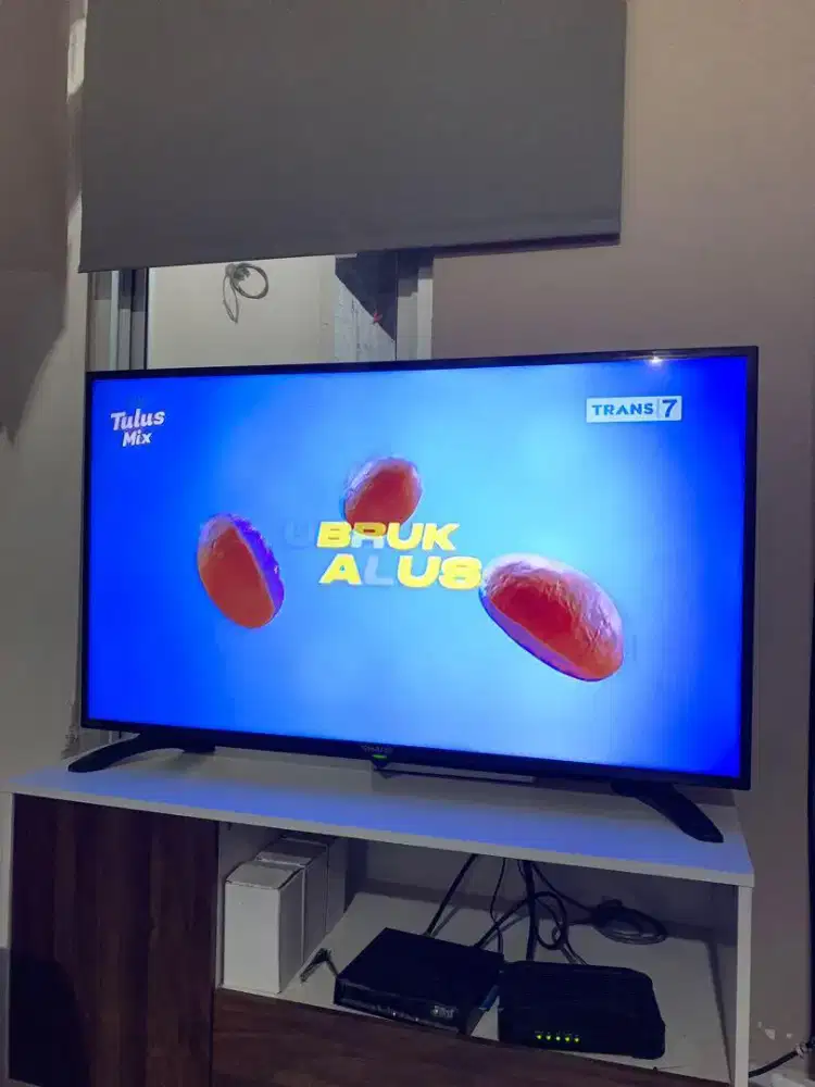 Tv led 32 inch + digital tv mulus siap pakai