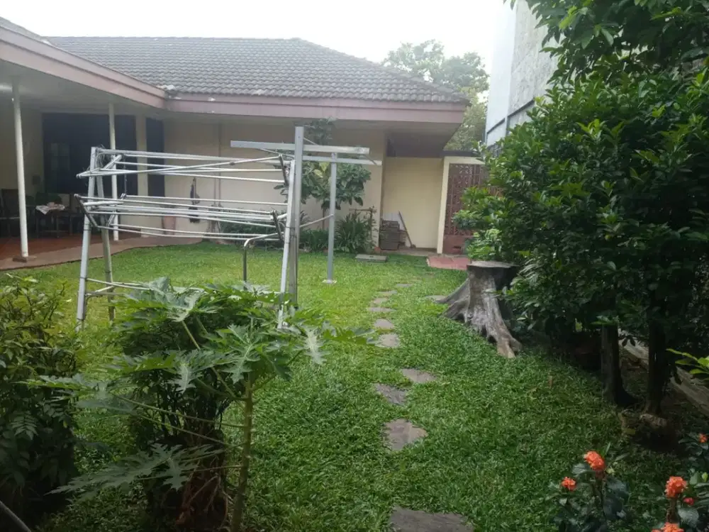 Dijual Rumah Kemanggisan Jaya Halaman Depan Belakang Luas