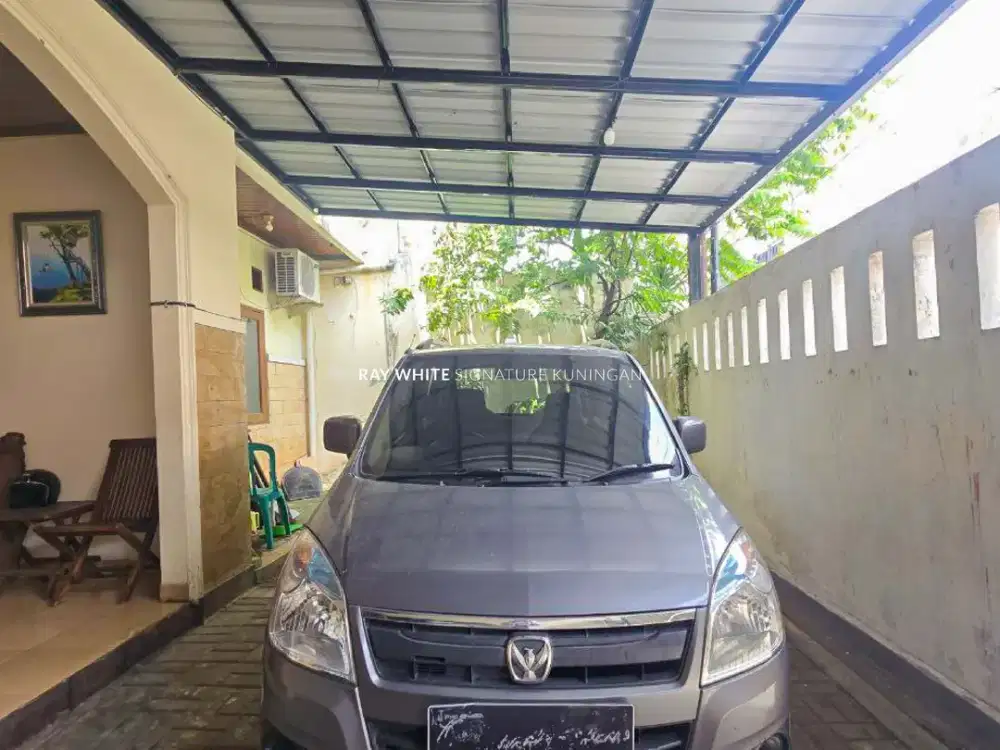 Rumah Lama Terawat Siap Huni di Jl H. Saidi Cipete Utara