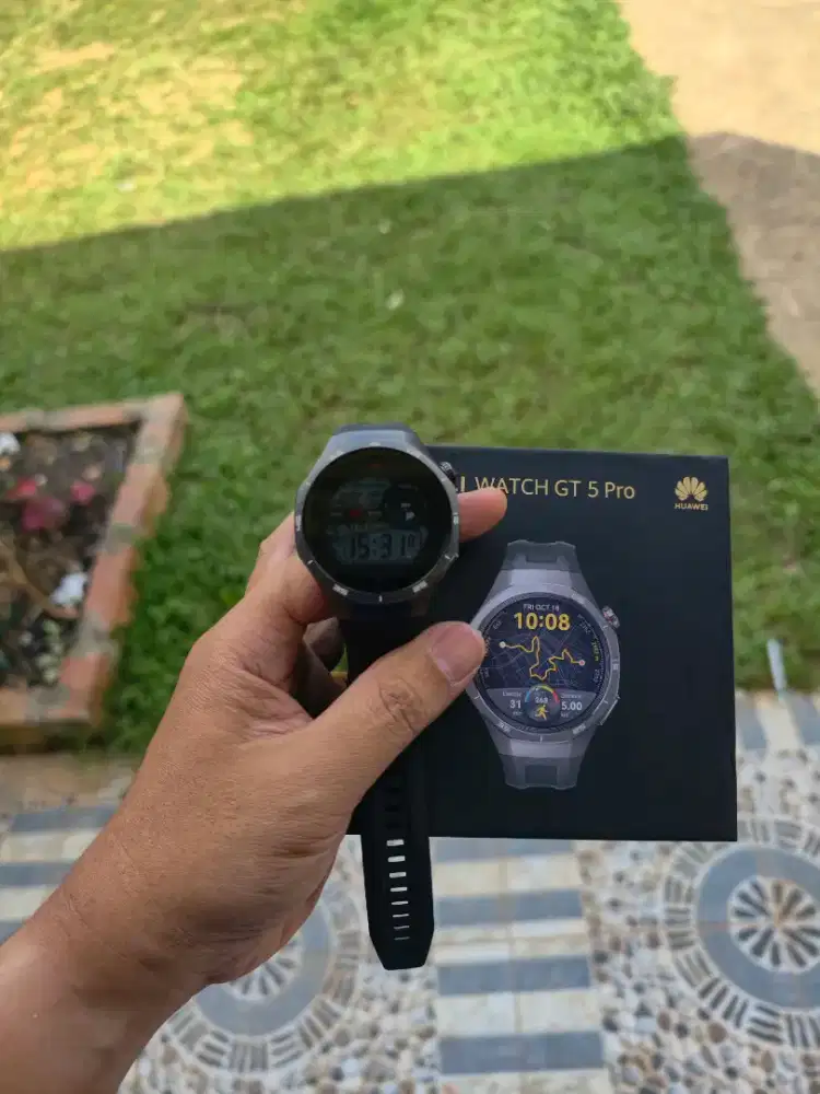 Huawei watch Gt 5 pro like new