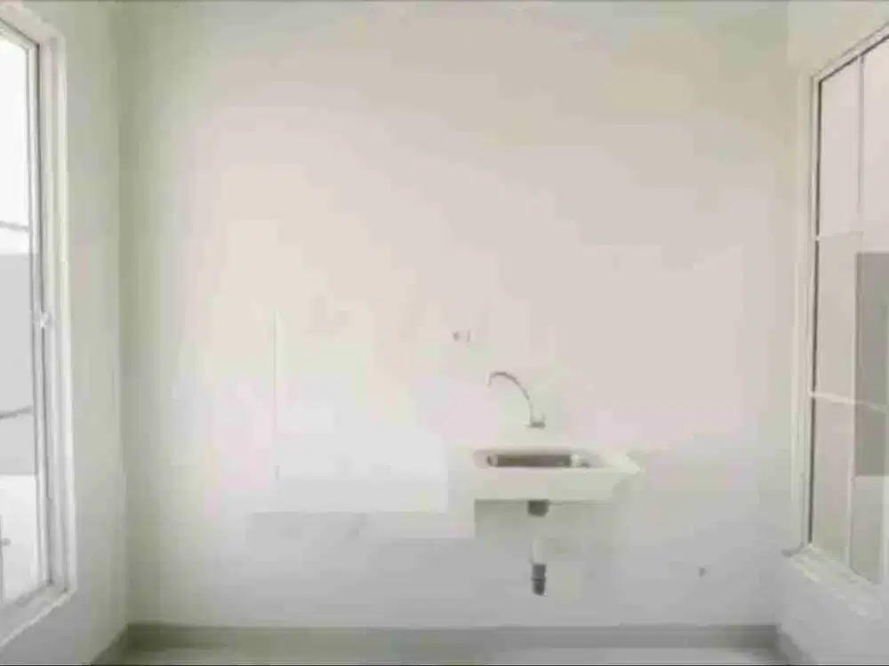 Rumah clasik moderen 2 lantai, dekat dgn st. parung panjang