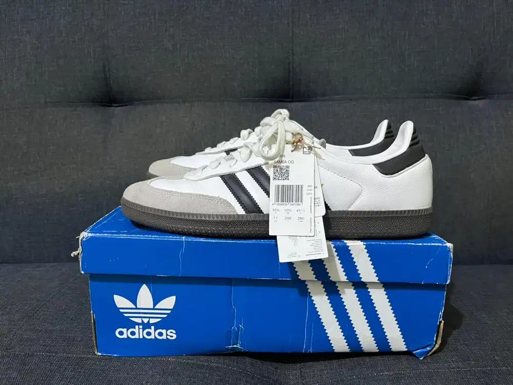 Sepatu Samba OG White Black