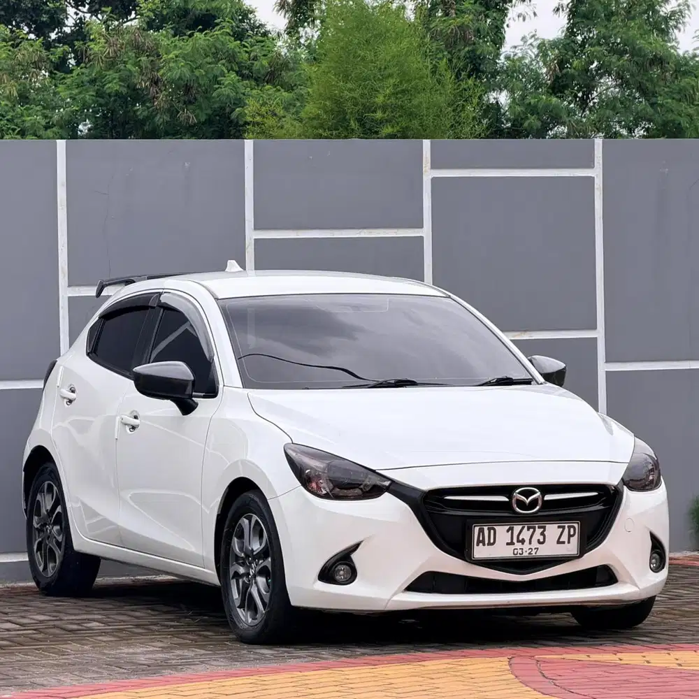 (DP 55Jt) MAZDA 2 R SKYACTIV AT 2016