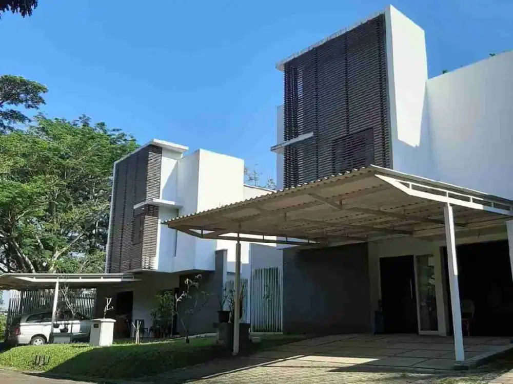 RUMAH DALAM CLUSTER CANTIK , NYAMAN, RINDANG, TENANG. Lokasi sebrang Teras Kota, Dekat Breeze , Universitas Sinar Mas. Sekolah International Sampoerna  dll.
