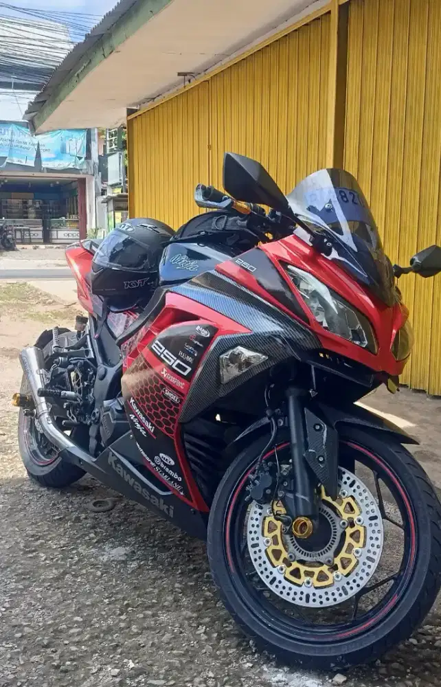 Dijual Kawasaki ninja fi 2014 250cc