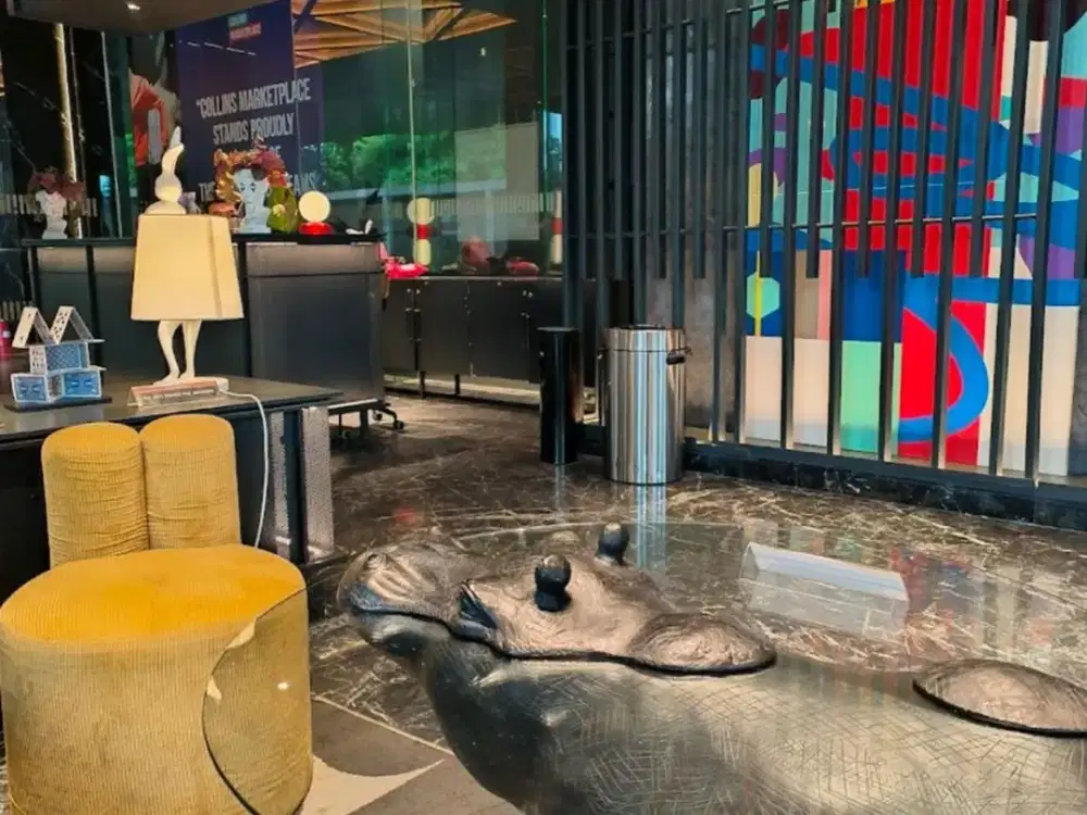 Disewakan Bulanan Apartemen Mewah Collins Boulevard  Studio Semi Furnish