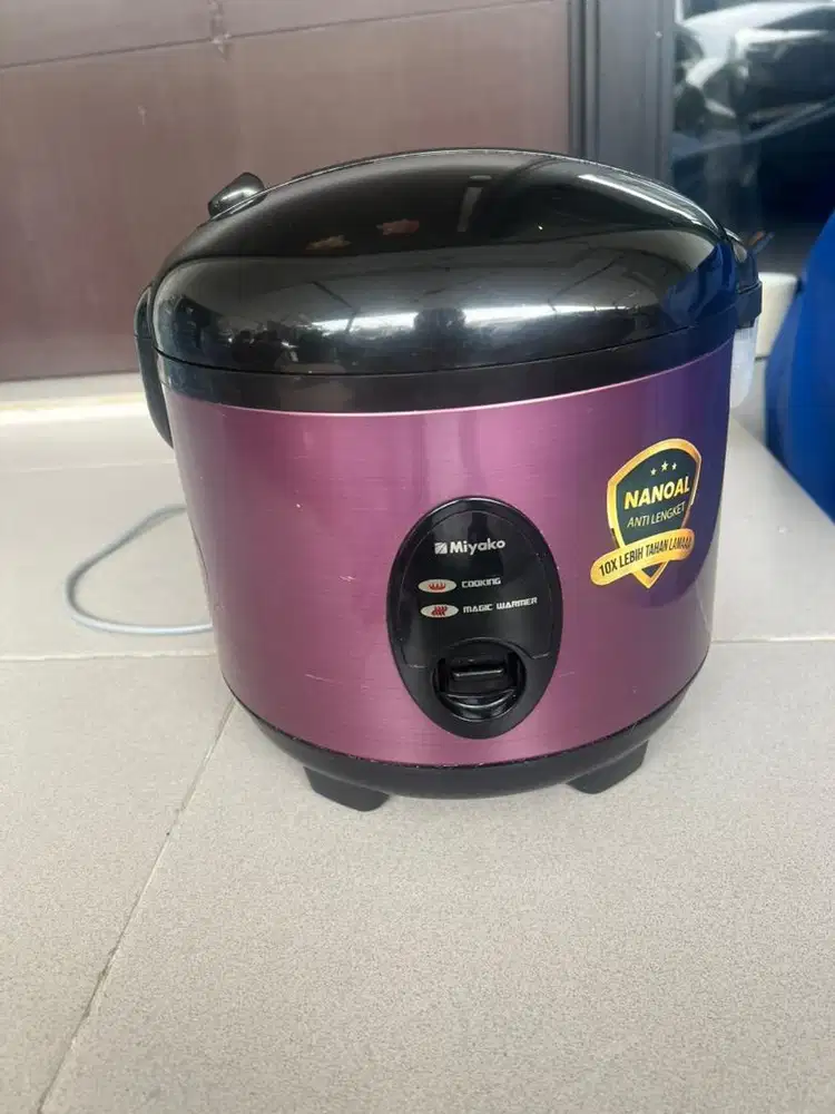 Rice cooker miyako 1.8 L