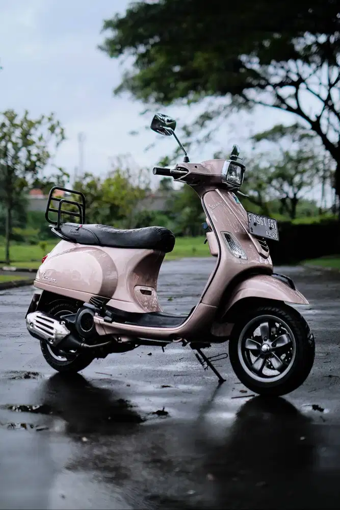 JUAL VESPA MATIC BEKAS/SECOND VESPA S 125 IGET 2017 MURAH BERGARANSI