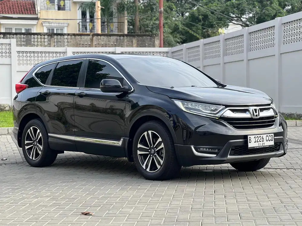 LOWKM HONDA CR-V 1.5 TURBO PRESTIGE AUTOMATIC BENSIN 2017 HITAM 2018