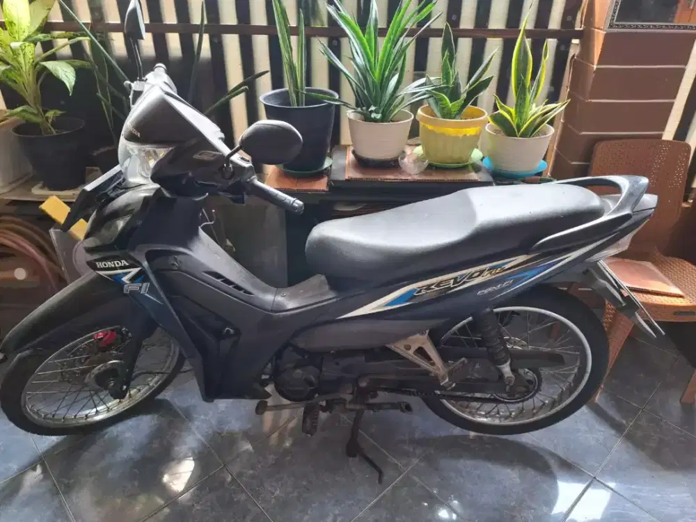 Honda Revo Lengkap