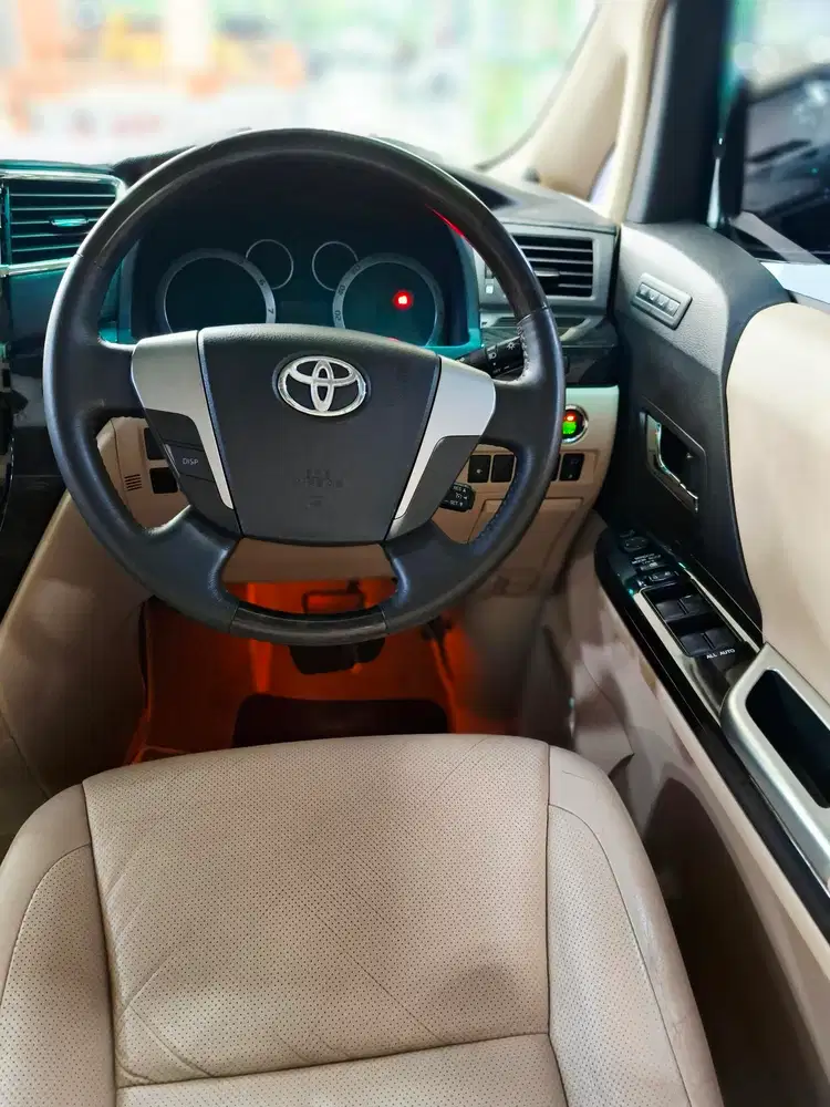 Toyota Alphard 2012 Bensin