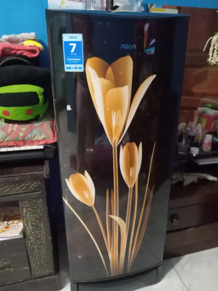 Kulkas AQUA Satu pintu bekas