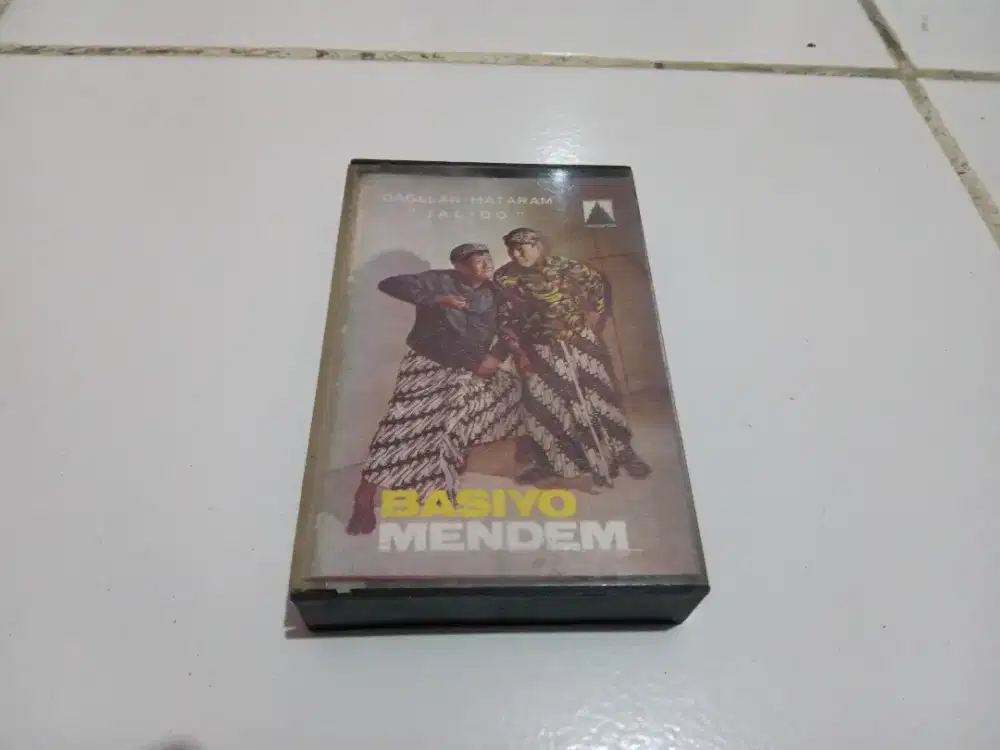 Kaset Dagelan Basiyo Mendem