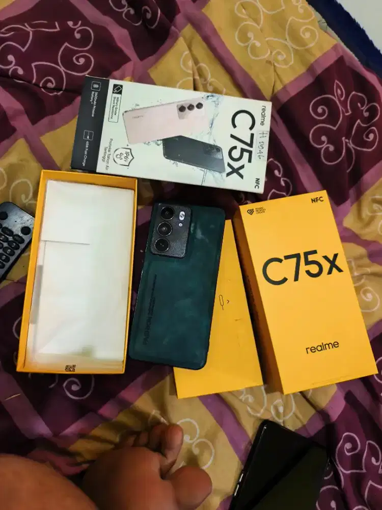 Realme C75X likenew