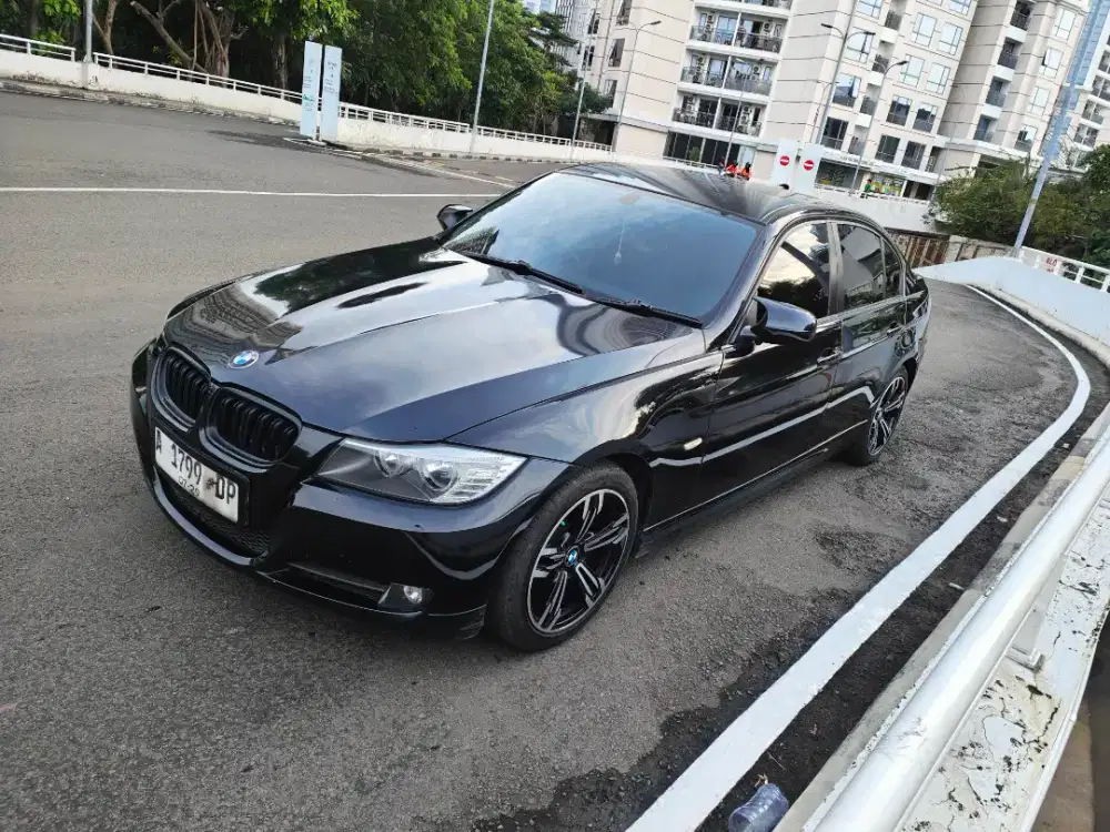 Low km Bmw 320i kamera 360 full accessories terawat sekali