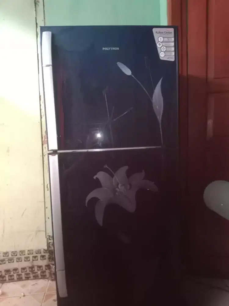 JUAL KULKAS 2 PINTU POLYTRON