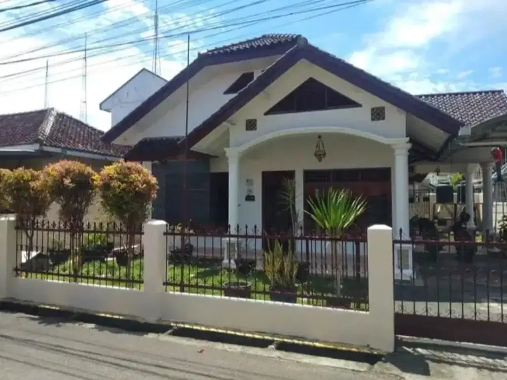 Disewakan Rumah Full Furnish Jl.Angkatan 45 lorong Harapan Kampus Palembang