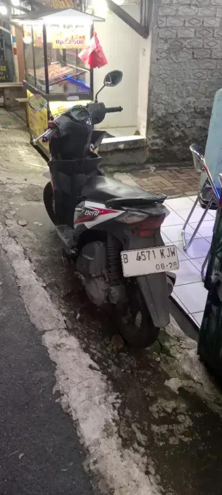 JUAL MOTOR HONDA BEAT TAHUN 2018 PAJAK PANJANG