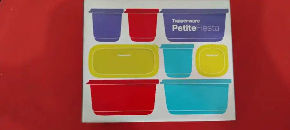Tupperware Petite Fiesta Set Baru