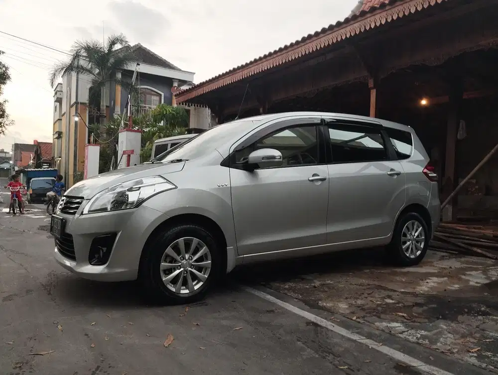 Suzuki Ertiga 2014 Bensin