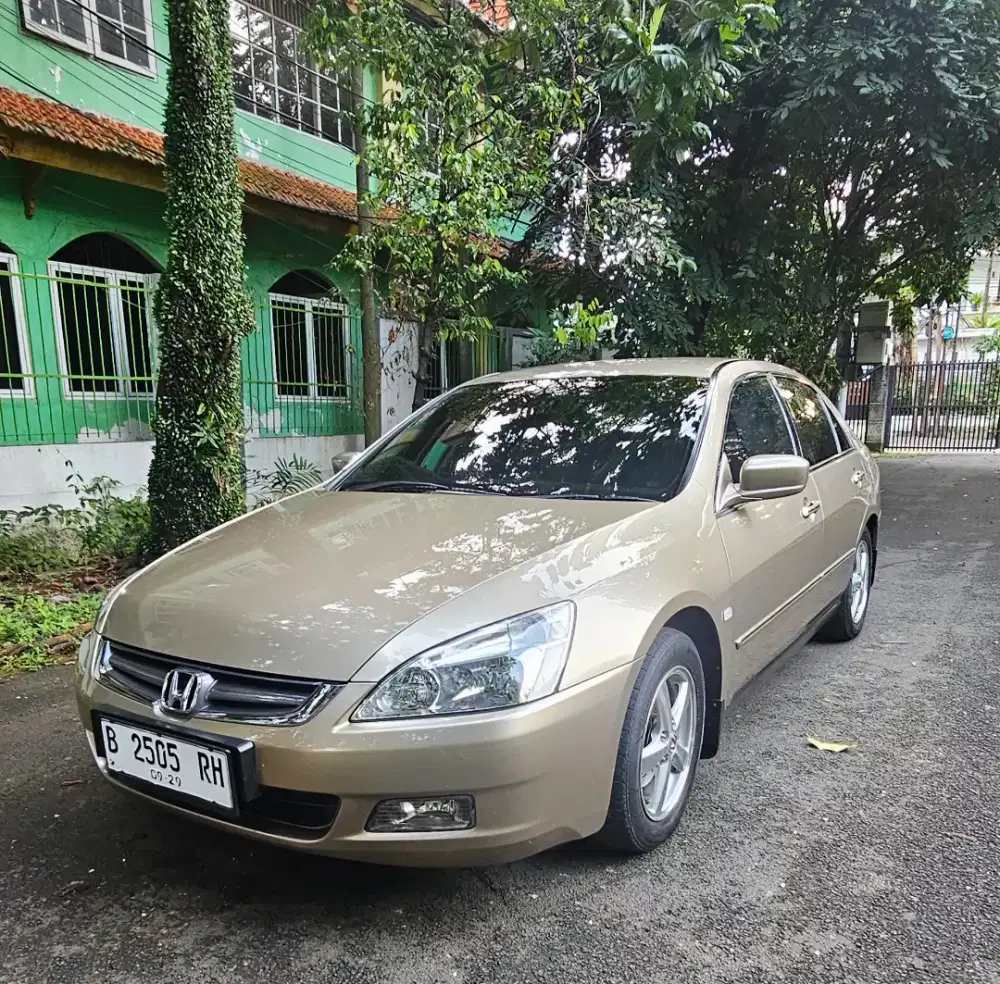 Honda Accord Tahun 2004, Tipe VTiL, Automatic,