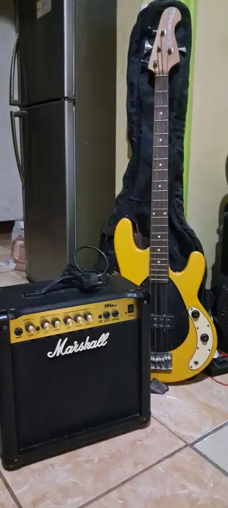Dijual Bass Gitar musicman dan Ampli Gitar Marshall