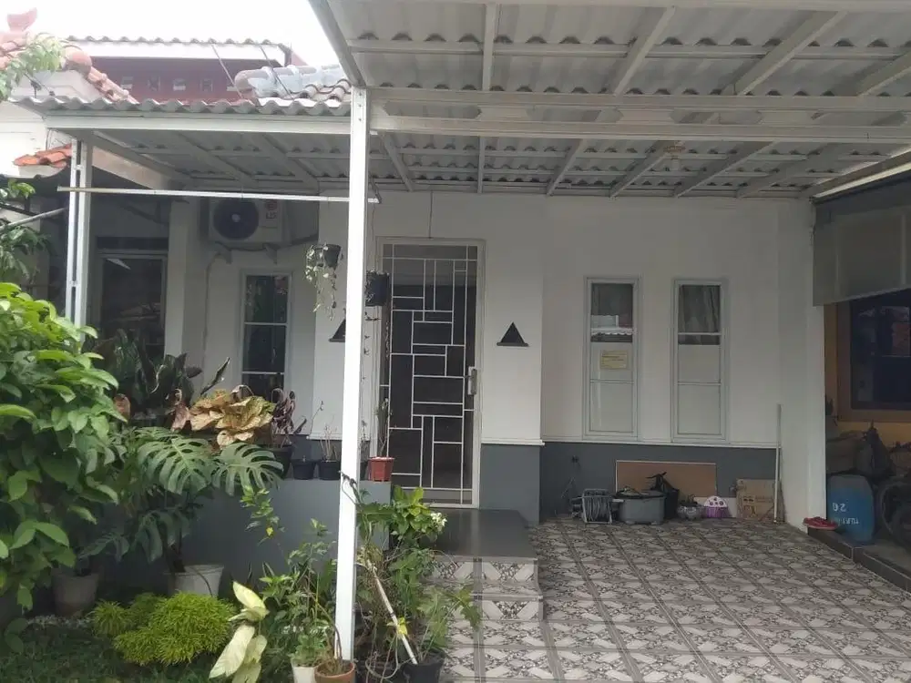 Rumah semi furnished