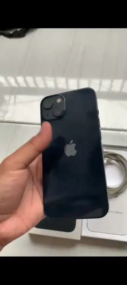 Dijual cepat iPhone 13 iBox no minus
