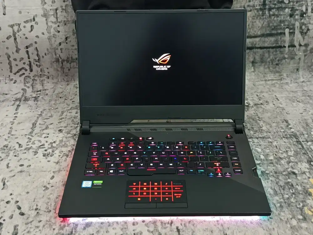 Asus ROG G731GV Core i9-9880H RTX 2070 8GB 256 BIT 175W 240Hz Gaming