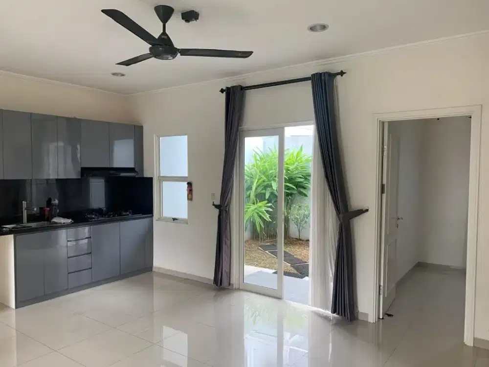Rumah Asri 2 Lantai Dekat Sekolah & Pasar Modern di Cluster Bahana Suvarna Sutera