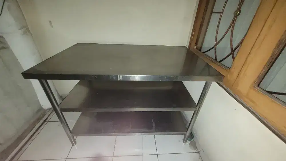 MEJA STANLESS STEEL 3 SUSUN