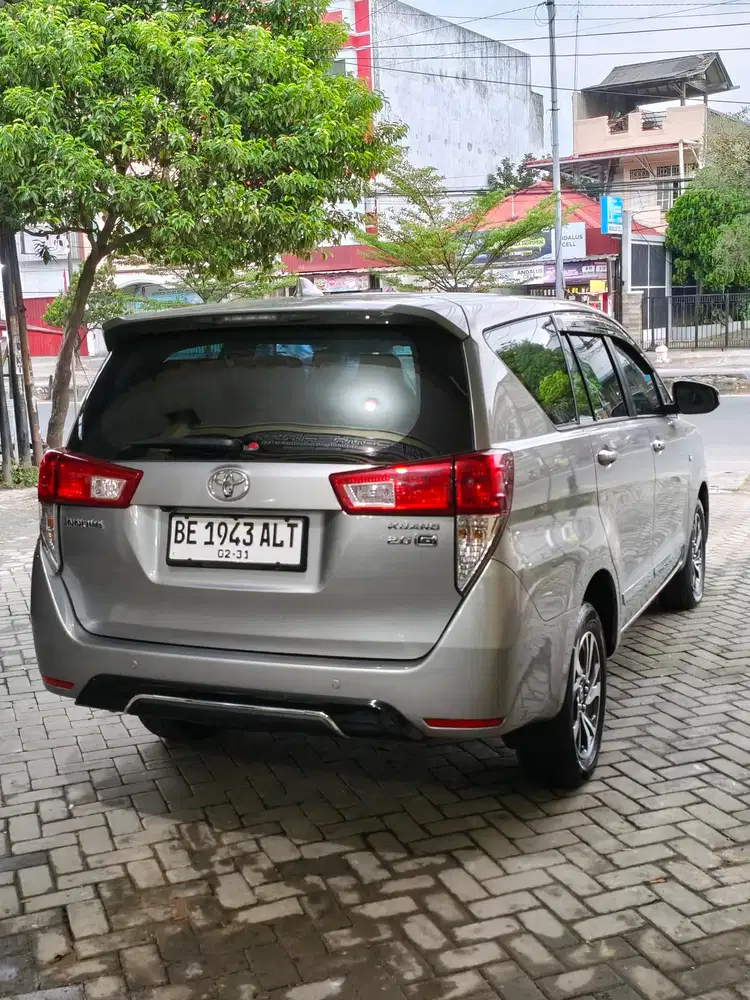 Toyota Kijang Innova 2022 Bensin