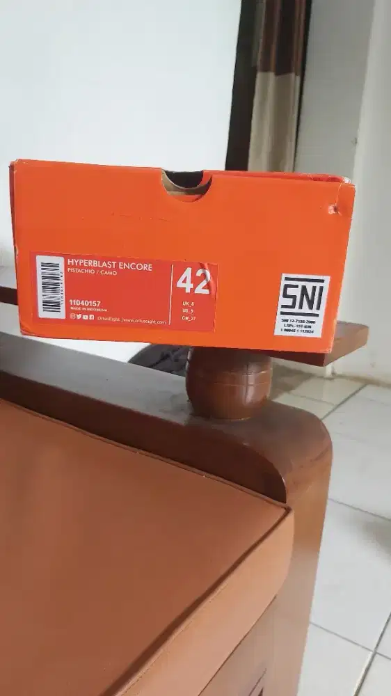 Sepatu running ortus hyperblas