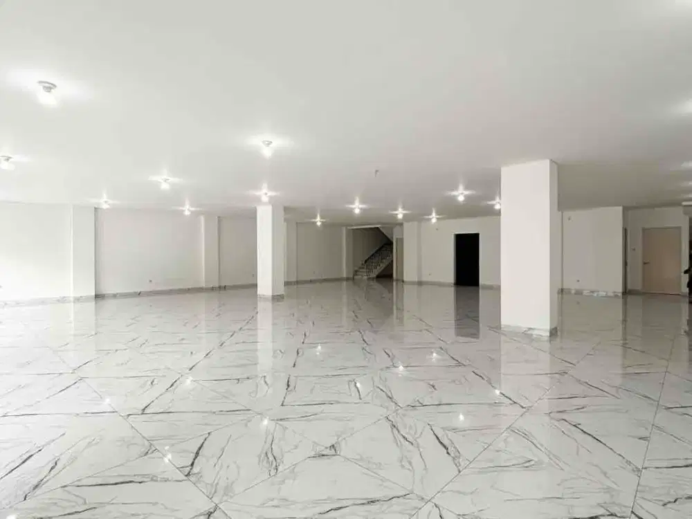 DIJUAL/DISEWAKAN GEDUNG KOMERSIAL BARU Radin Inten 2