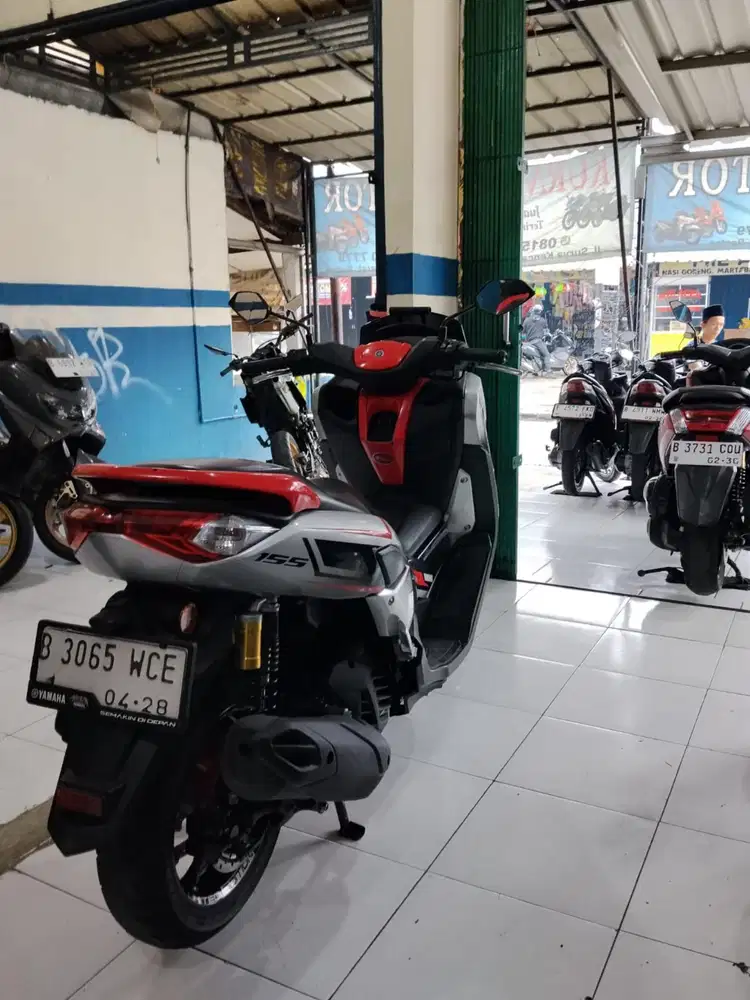 Dijual yamaha nmax new 2023 siap pakai special edition kyles connecdet