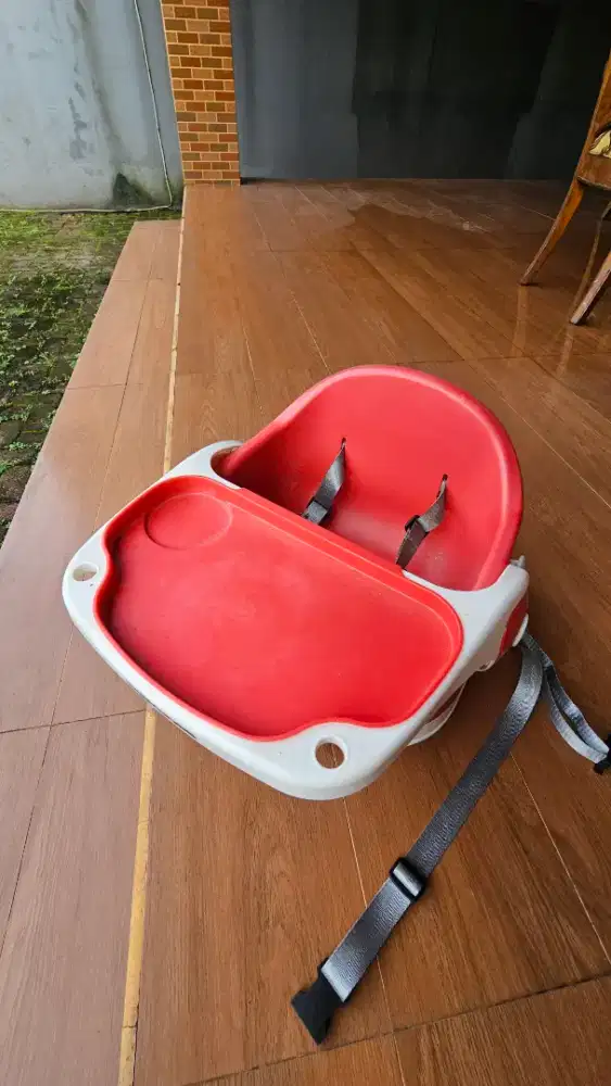 Babydoes booster seat