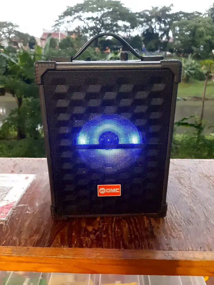 Speaker karaoke gmc