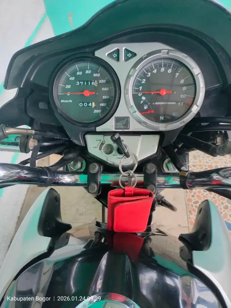 Honda Tiger Revo 2009 Original Atau NMax Old 2018 Original