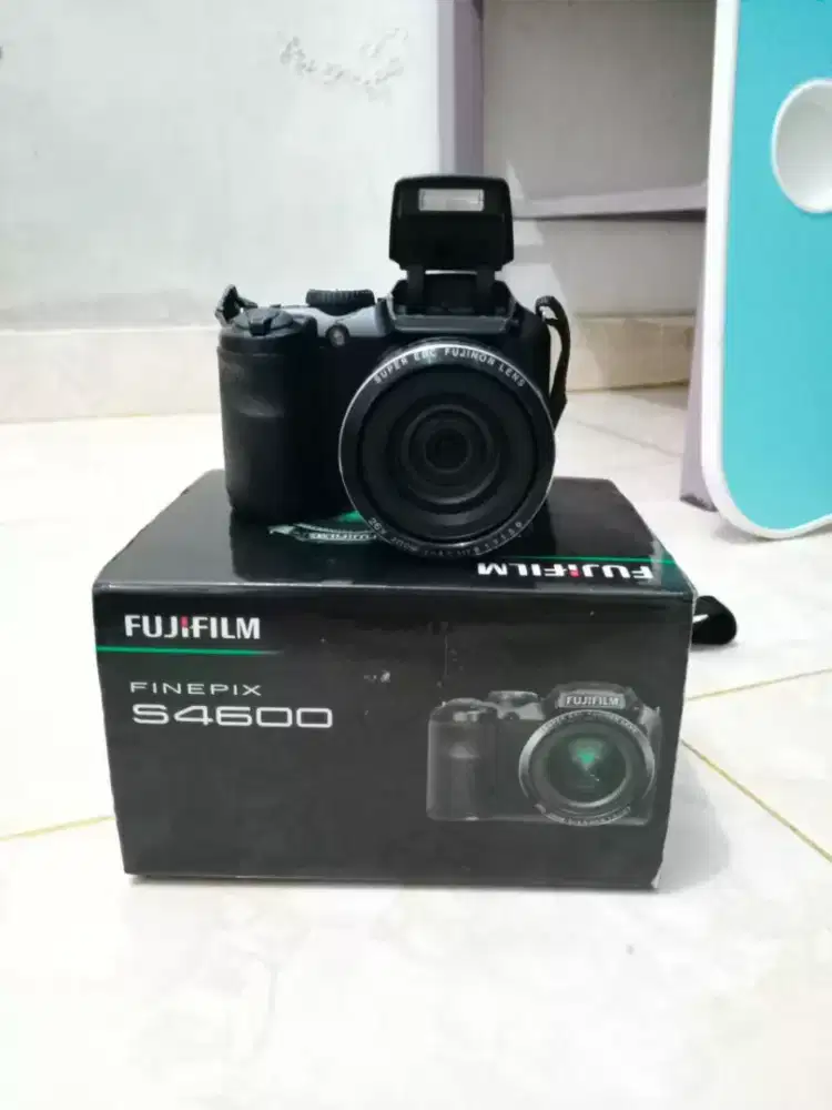 Izin min, jual kamera FUJIFILM FINEPIX S4600